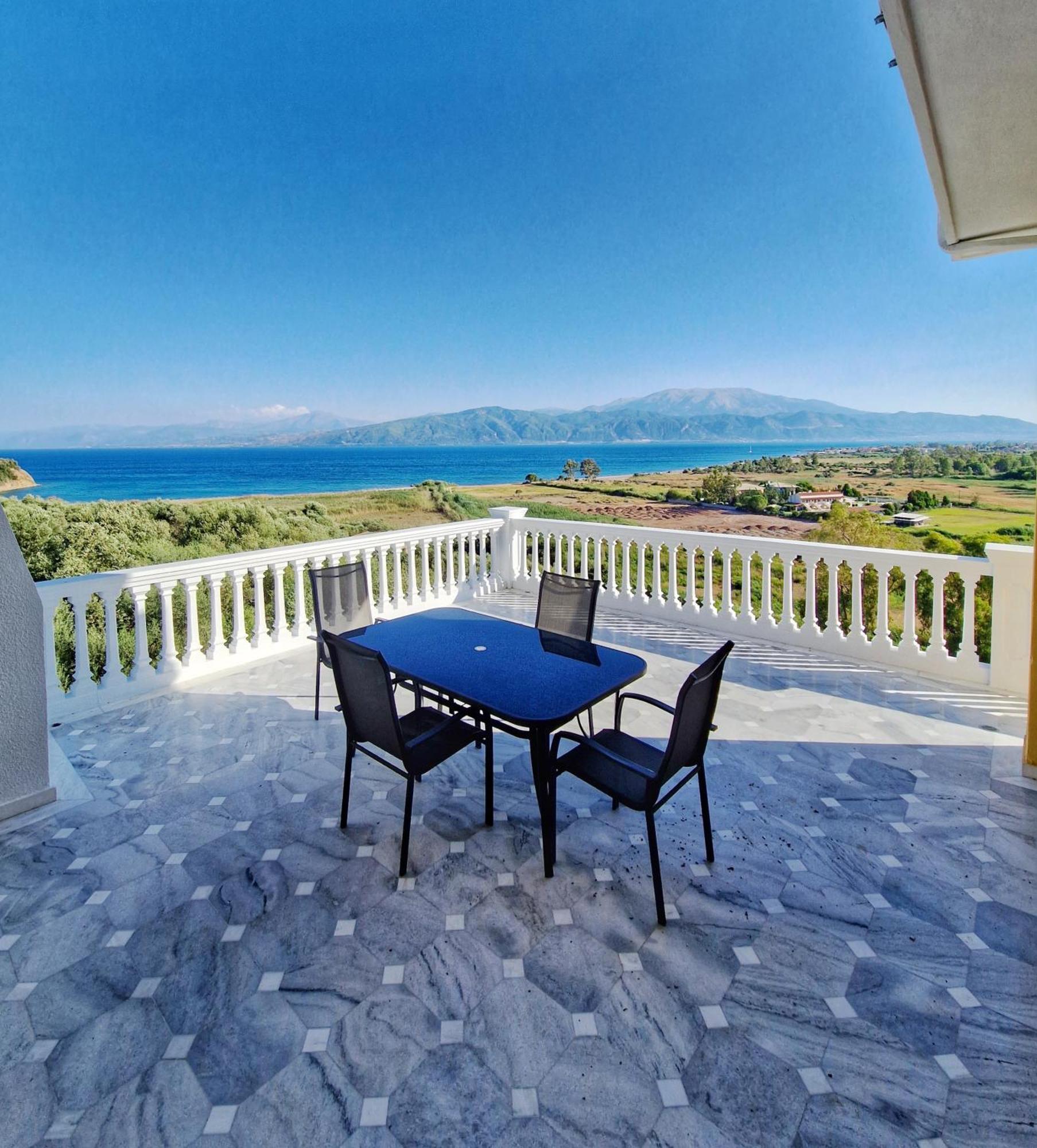 Majestic View Resort Nafpaktos Exteriör bild